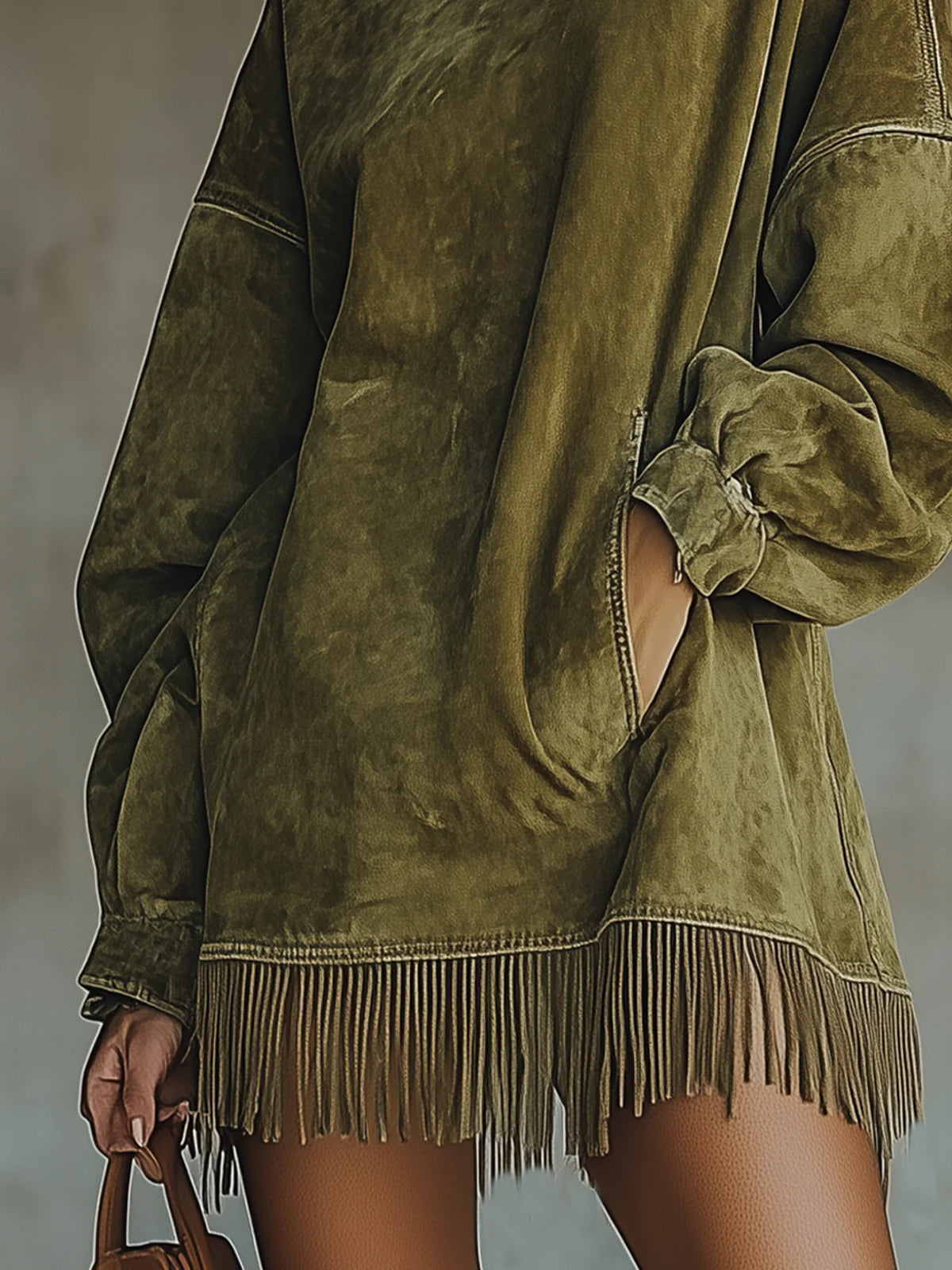 Ani | Vestido de ante con cuello alto y flecos