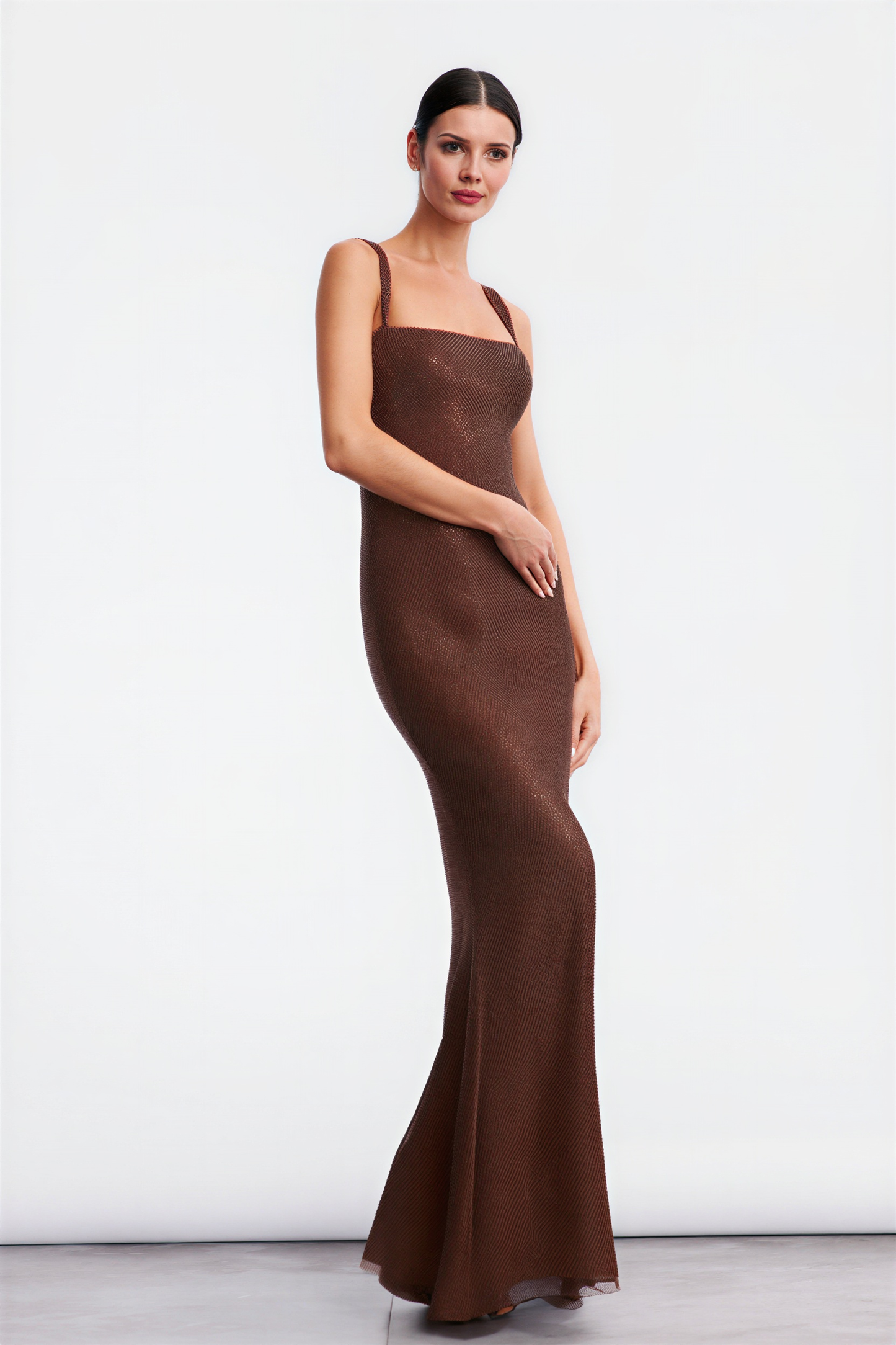 Lucía | Vestido Maxi Brillo Ciruela Elegante