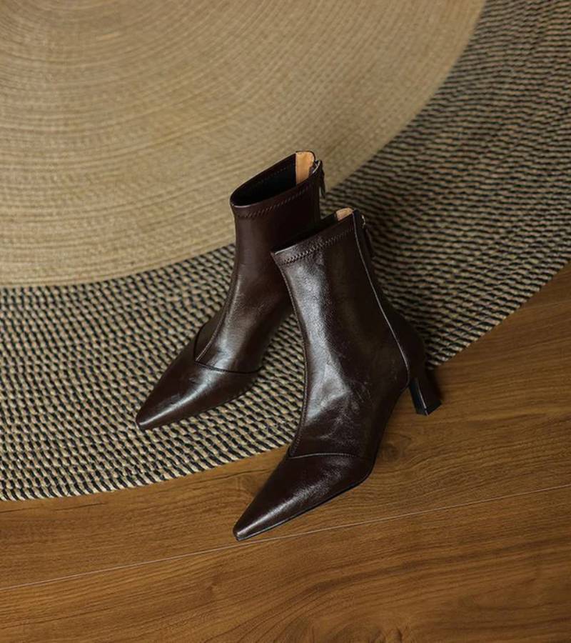 Fulvia - Botines minimalistas de piel con tacón medio