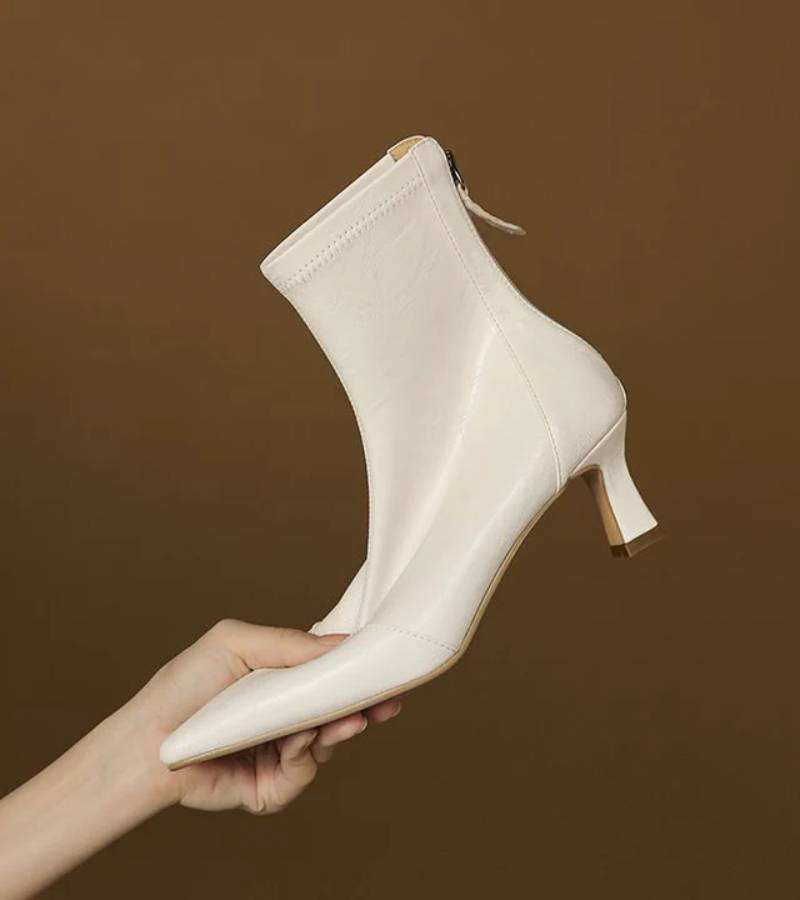 Fulvia - Botines minimalistas de piel con tacón medio