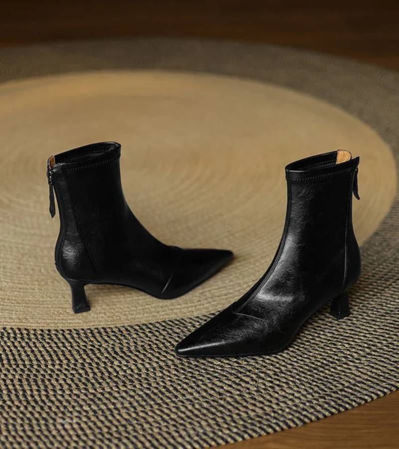 Fulvia | Botines minimalistas de piel con tacón medio