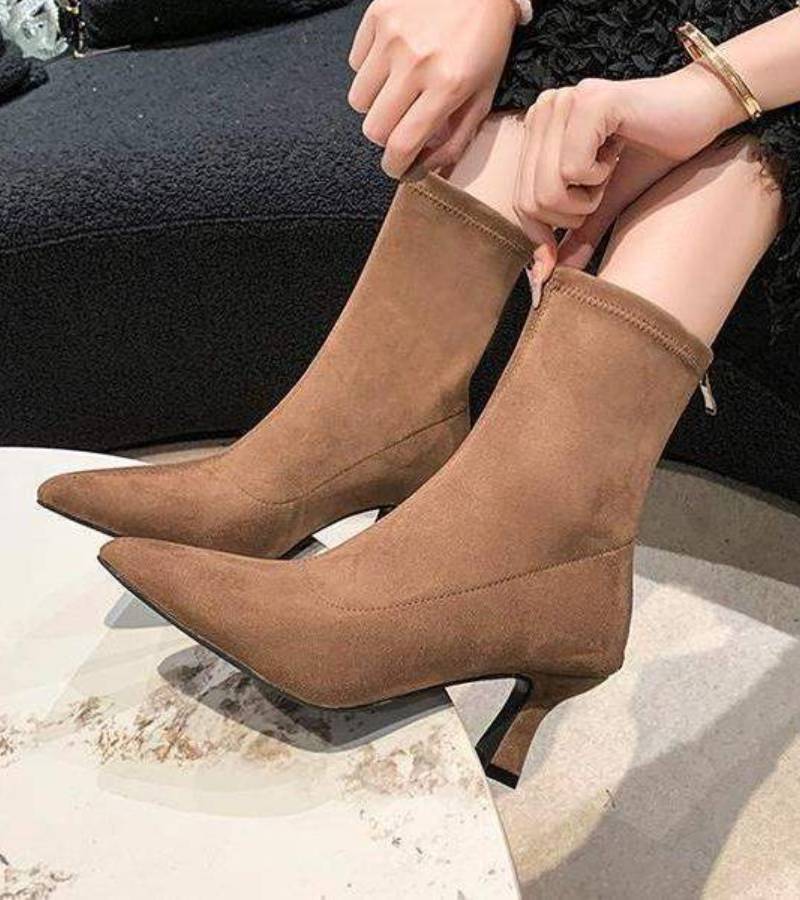 Fulvia - Botines minimalistas de piel con tacón medio