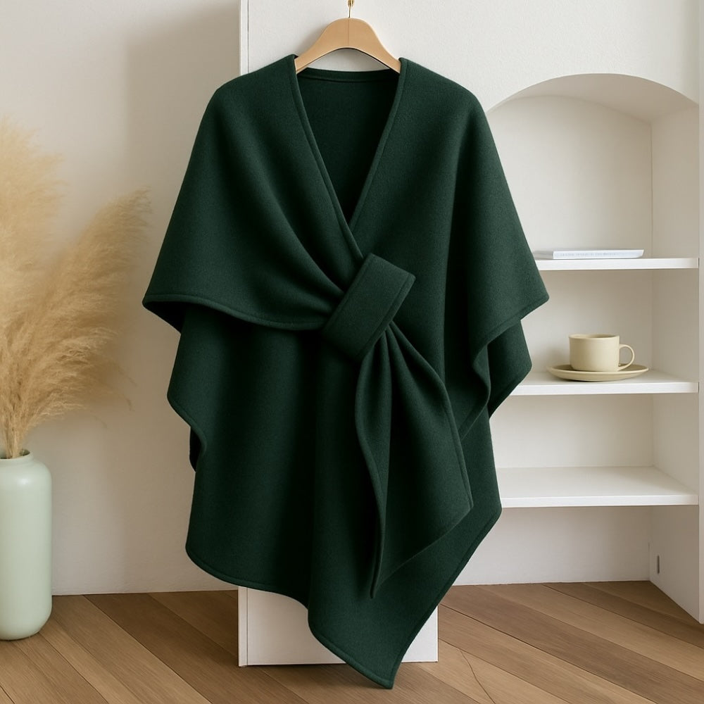 Carla | Poncho de Punto Suave y Elegante