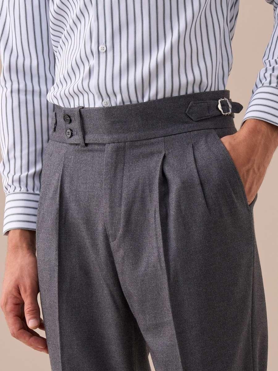 Pantalones de cintura alta con doble pliegue