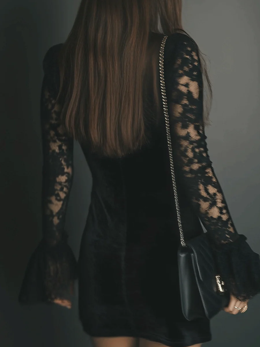 Vestido mini Luna de terciopelo y encaje