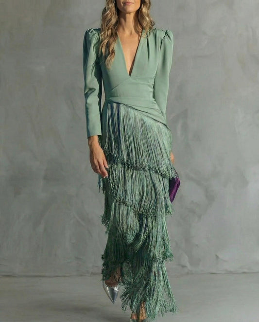 Clara | Vestido elegante con mangas de flecos