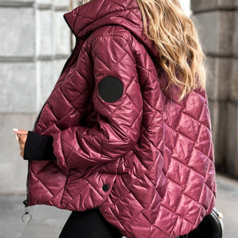 Chaqueta Jessica con capucha y relleno térmico