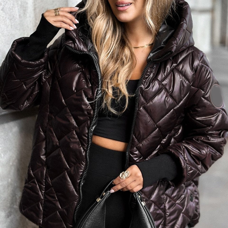 Chaqueta Jessica con capucha y relleno térmico