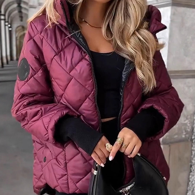 Chaqueta Jessica con capucha y relleno térmico