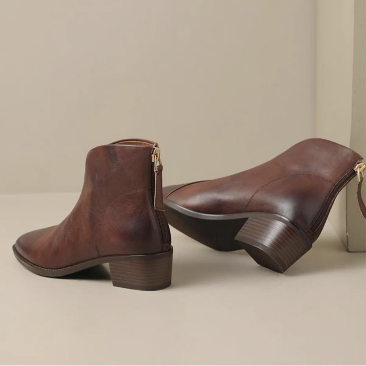 Anita - Botines de lujo con tacón bajo