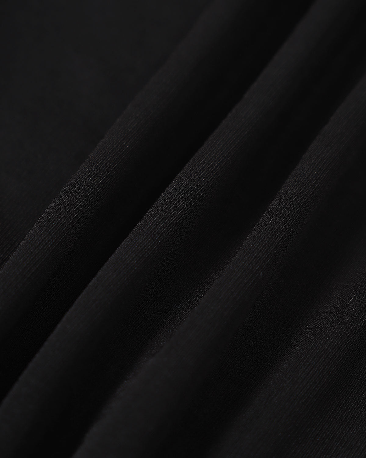 Camila | Vestido largo ajustado con escote corazón negro