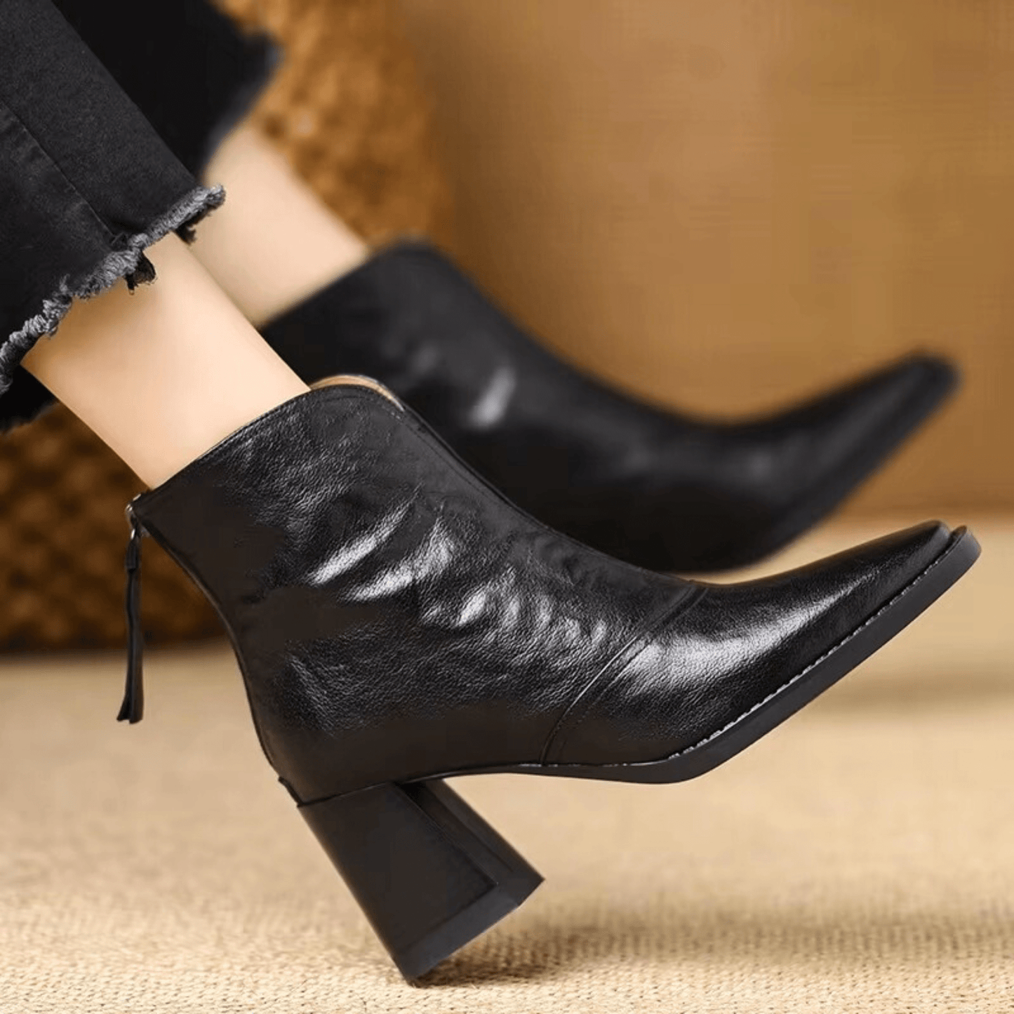 Sorolla™ | Botines de lujo con tacón medio