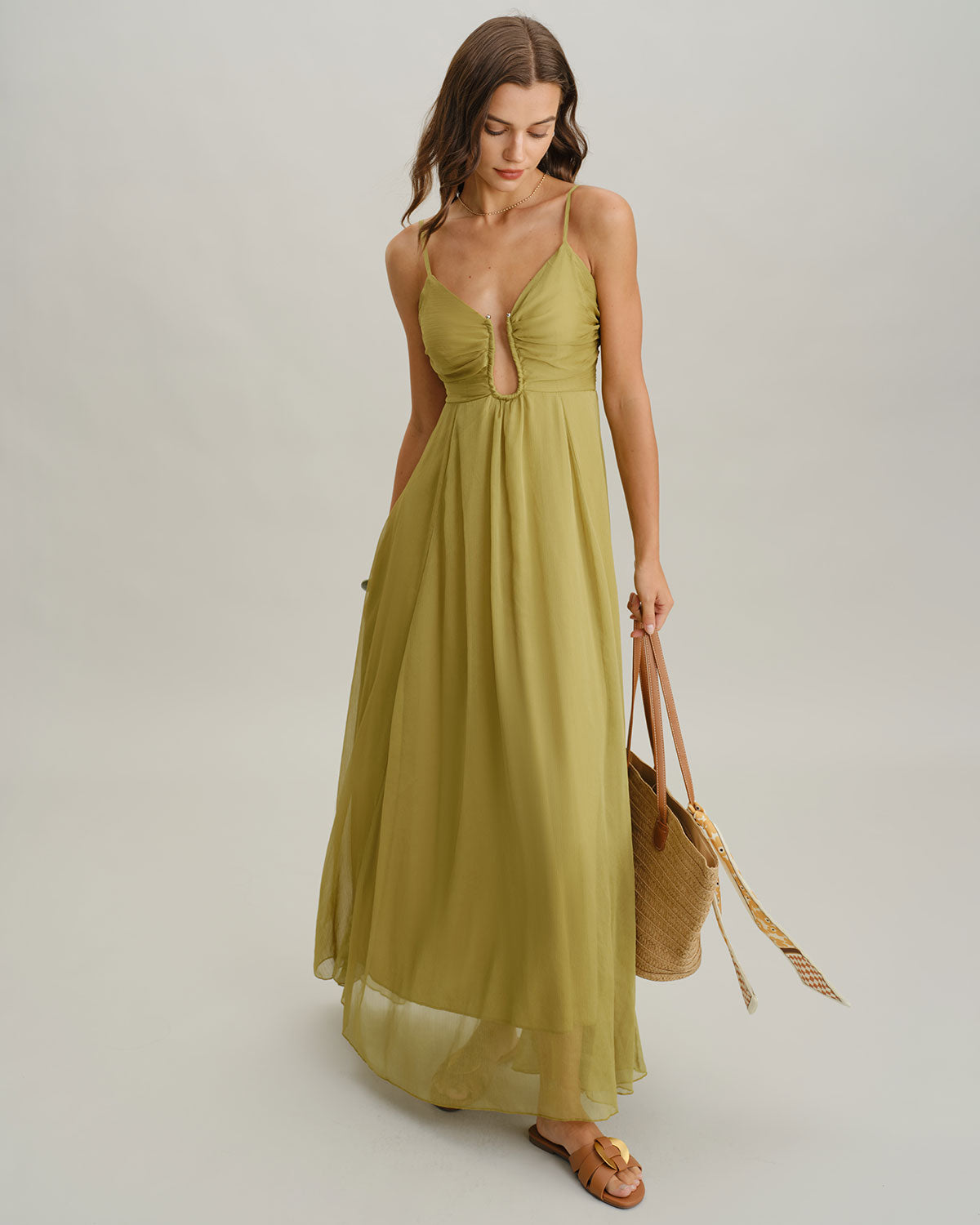 Aurora | Vestido largo verde con fruncidos