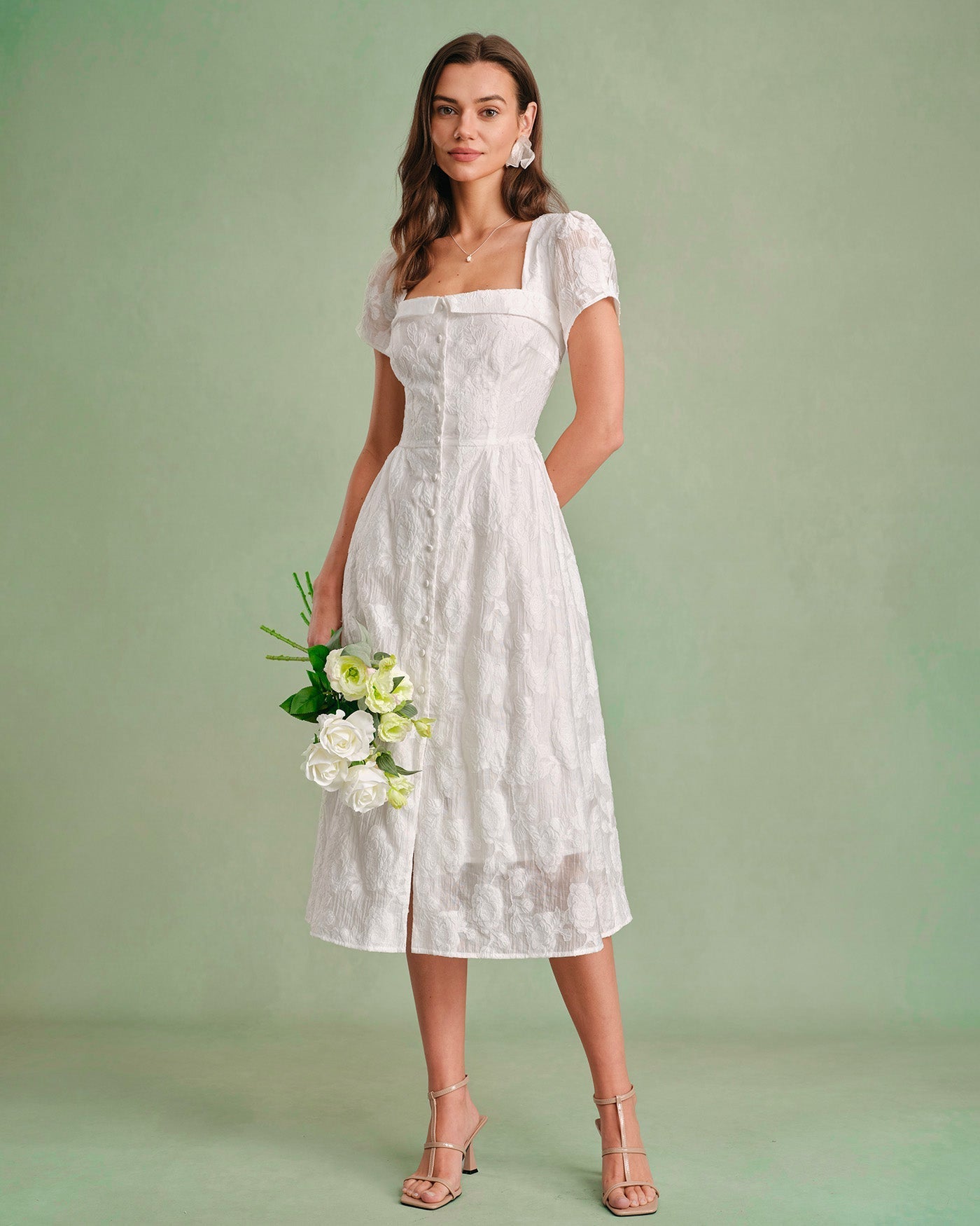 Adriana | Vestido midi blanco con cuello cuadrado y cruzado